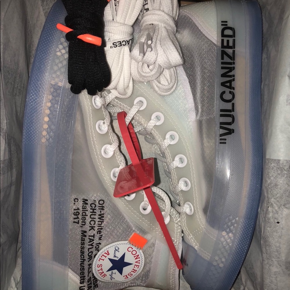 [SOLD] Off-White Vulcanized Converse